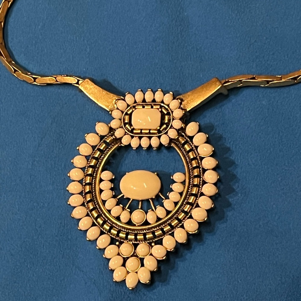 Stella and Dot Statement Necklace